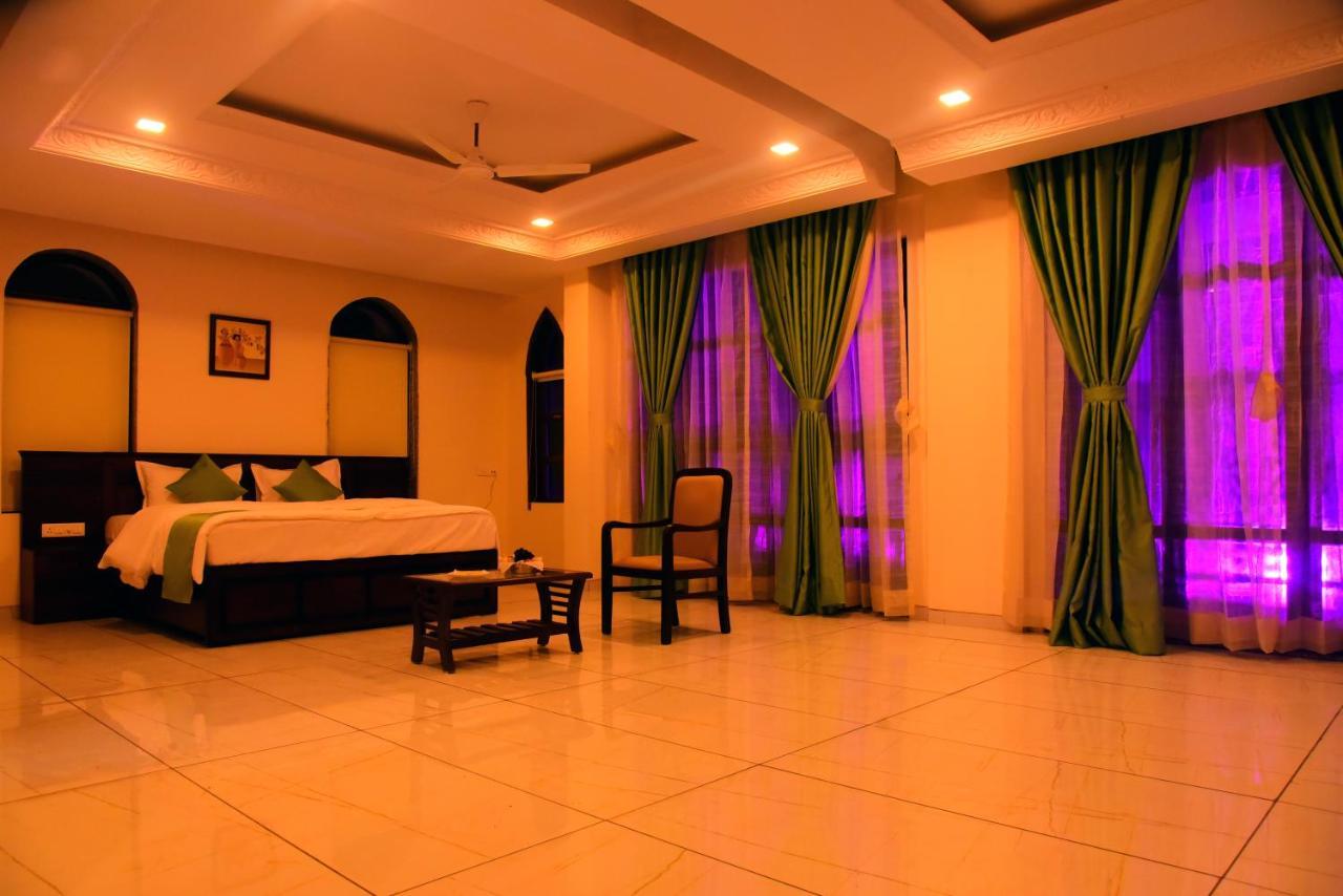 Vits Excellensea Karde Beach Dapoli Bagian luar foto