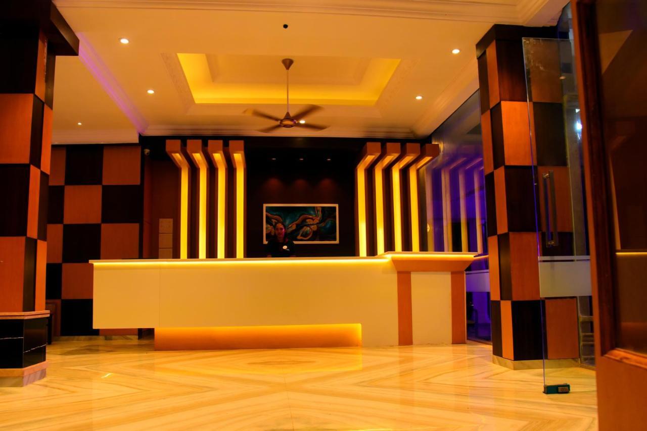 Vits Excellensea Karde Beach Dapoli Bagian luar foto