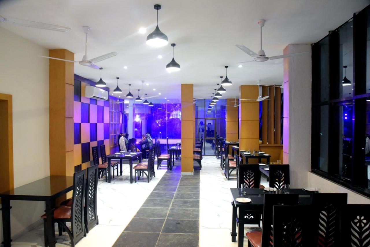 Vits Excellensea Karde Beach Dapoli Bagian luar foto