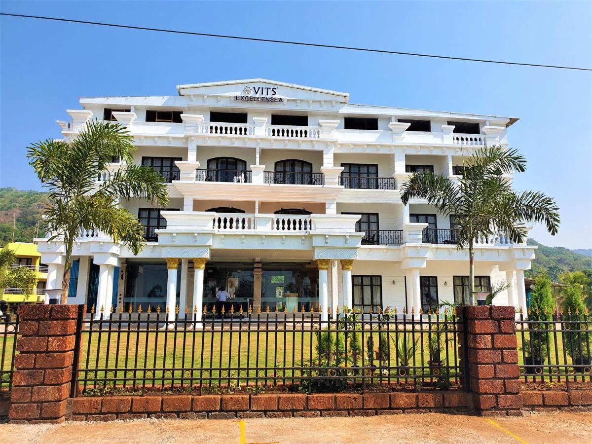 Vits Excellensea Karde Beach Dapoli Bagian luar foto