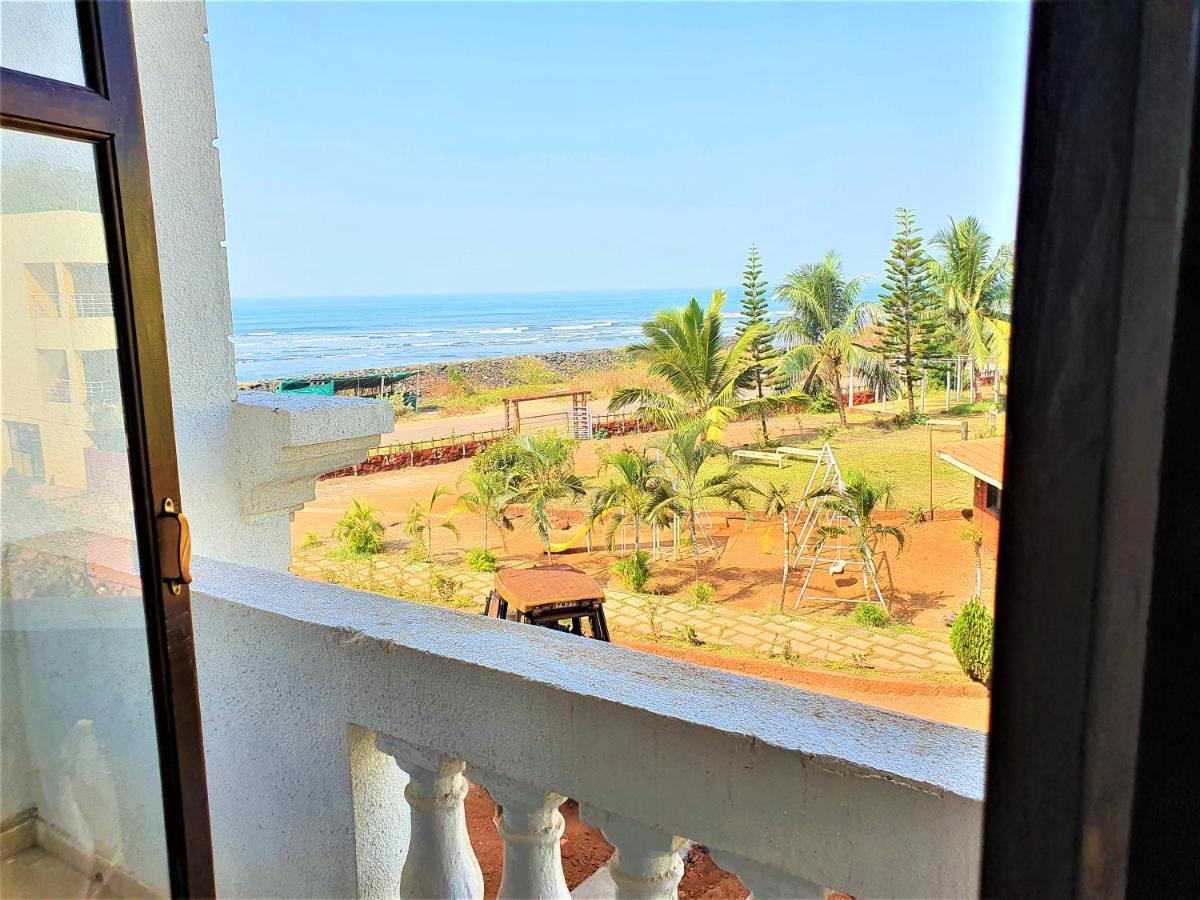 Vits Excellensea Karde Beach Dapoli Bagian luar foto