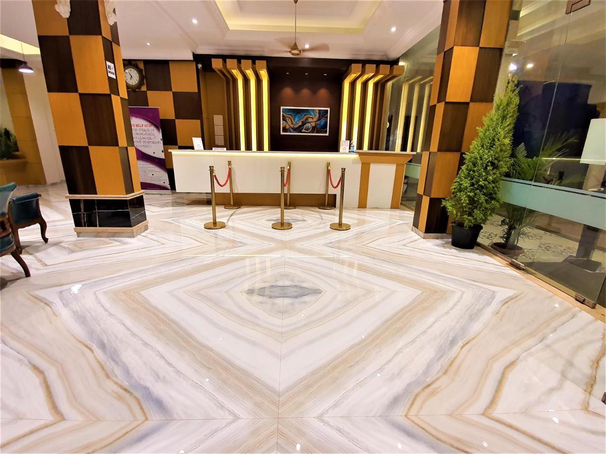 Vits Excellensea Karde Beach Dapoli Bagian luar foto
