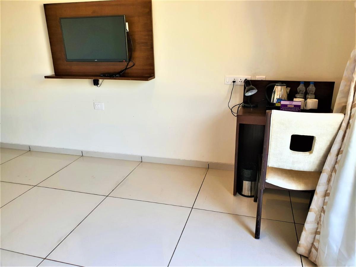 Vits Excellensea Karde Beach Dapoli Bagian luar foto