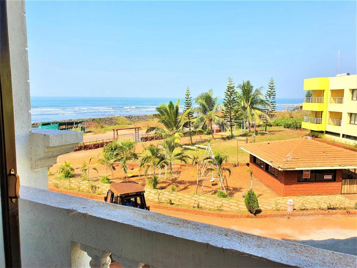 Vits Excellensea Karde Beach Dapoli Bagian luar foto